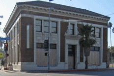 lankershim NoHo bank building